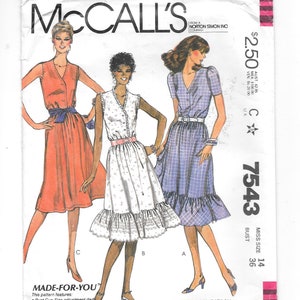 1980s DRESS ~ Vintage Sewing Pattern McCall&#39;s 7543 ~ Bust 36 ~ Pullover Dress Skirt Ruffle ~ Sleeveless or Short Sleeve Front Button~ UNCUT