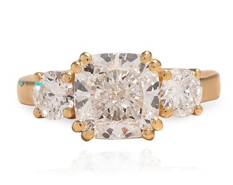 Elegant 3 Stones Diamond Engagement Ring in Solid Gold, Stunning 5 Carat Diamonds Engagement Ring, Estate Diamond Jewelry, Anniversary Ring
