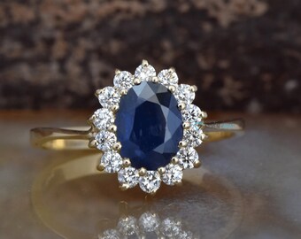 Sapphire halo engagement ring-Sapphire engagement ring vintage-Art deco engagement ring sapphire 18k yellow gold-Vintage engagement ring