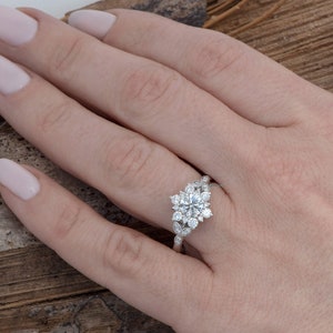 Flower Engagement Ring, Flower Diamond Ring, Solid Gold Flower Ring, Art Deco Diamond Jewelry, Floral Engagement Ring, Nature Inspired Ring