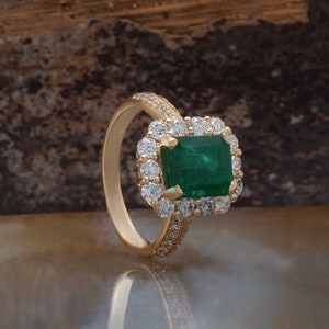 Halo Emerald Engagement Ring, 14k Gold Emerald and Diamond Ring, Art Deco Emerald Diamond Ring, Emerald Jewelry, 2.5 Carat Emerald Ring