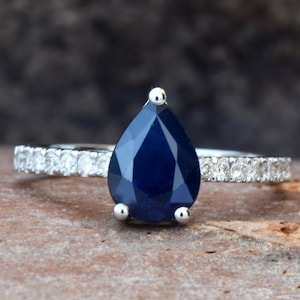 Blue Sapphire Diamond Engagement Ring -Sapphire diamond ring-Royal Sapphire Ring-Pear shaped sapphire-Promised ring-Pear ring-Solid gold
