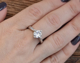 Moissanite engagement ring-Gold Solitaire Ring-Solitaire diamond ring-Moissanite ring-Promise ring-2 carat Diamond ring-Solid gold ring