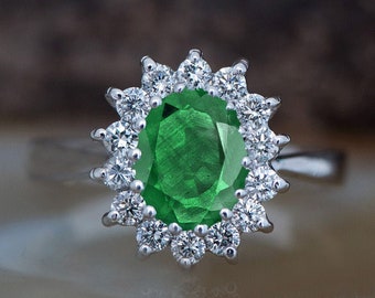 1 carat Green Emerald Engagement Ring-Diamond ring with Emerald-halo emerald ring-Oval cut engagement ring-Diana Ring-vintage emerald ring