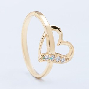 Elegante anillo de compromiso del corazón, anillo minimalista del corazón de oro amarillo sólido de 14k con diamantes naturales, joyas de amor, regalo romántico para la esposa