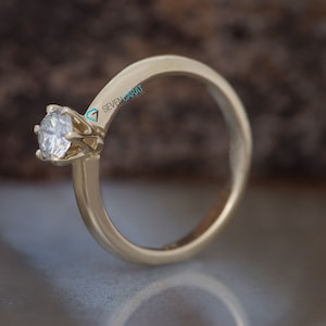 Classic round engagement ring-Solitaire diamond ring-Solitaire 6 prong-Solitaire ring 0.30 ct-Dainty Round Cut Solitaire Engagement 14k yellow gold