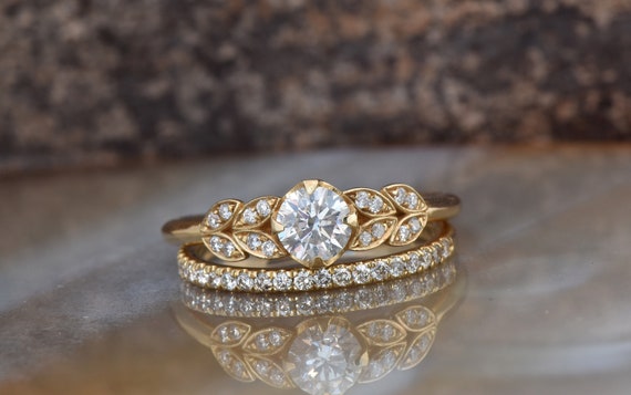 Vintage leaf 2024 engagement ring
