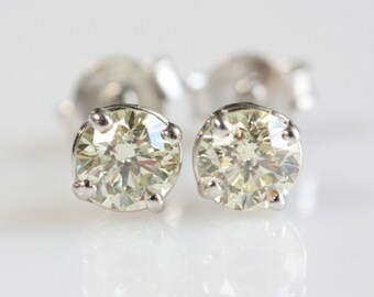 Diamond stud Earrings-White gold earrings-Solid gold earrings-Gold stud earrings-Gold earrings men-Diamond earrings-Unisex Stud Earrings