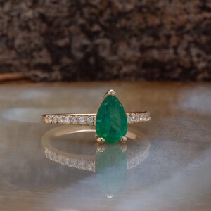 Emerald Engagement Ring Art deco Emerald Engagement Ring Gold Ring-Anniversary present-Promised ring-Emerald ring-Pear shaped emerald image 3