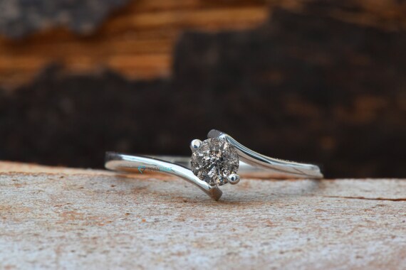 Diamante 0.30 deals carati