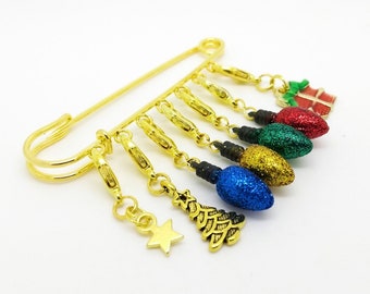 Christmas Knitting / Crochet Stitch Markers with Matching Kilt Pin