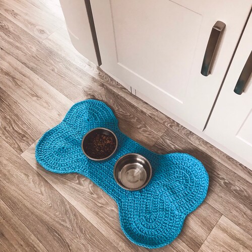 Crochet PATTERN Dog Bone Pet Placemat Dog Mat With Paw Etsy Canada