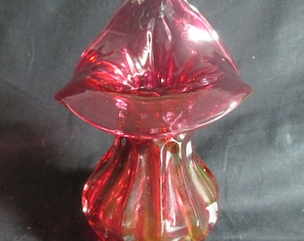 Jarrón de vidrio Fenton Glass de 6,25" con diseño de arándano y panel elevado