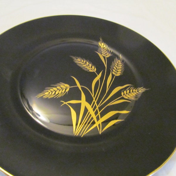 Black Ebony round plate Westmoreland with gold painted wheat sheaves Vintage 1970s