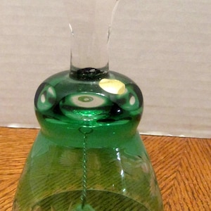 Emerald flashing green bell with etched leaves and flowers