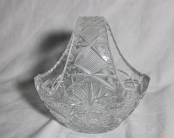 French cut lead crystal one piece basket and handle