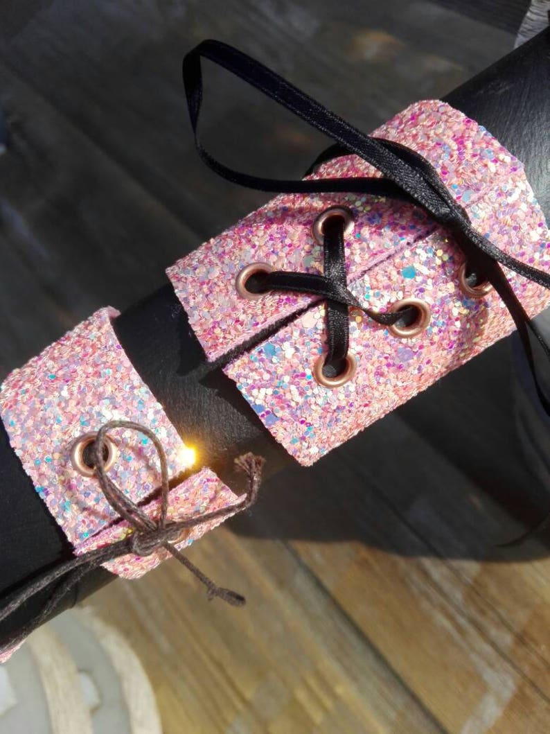 Glitterleather BRACELET in BABY PINK Jewellery