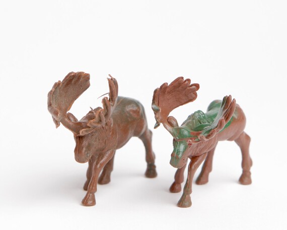 plastic moose figurines
