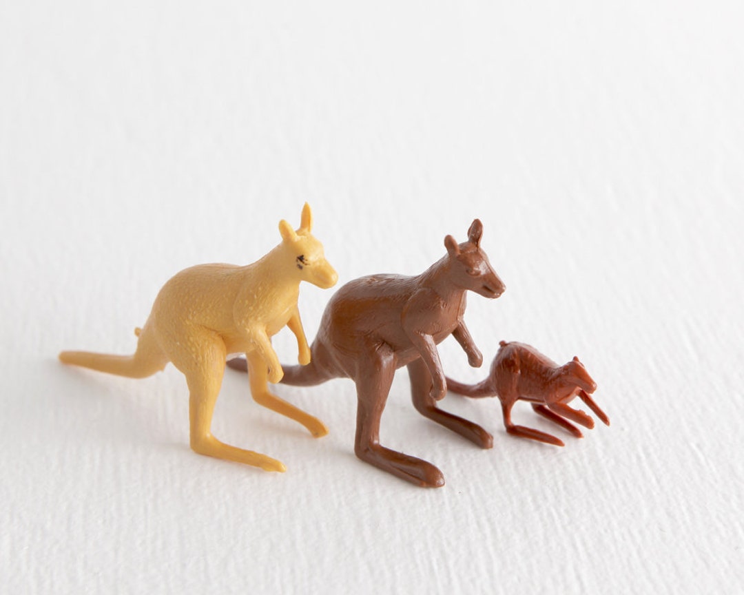 Vintage Trio of Miniature Kangaroos, Plastic Miniature Terrarium