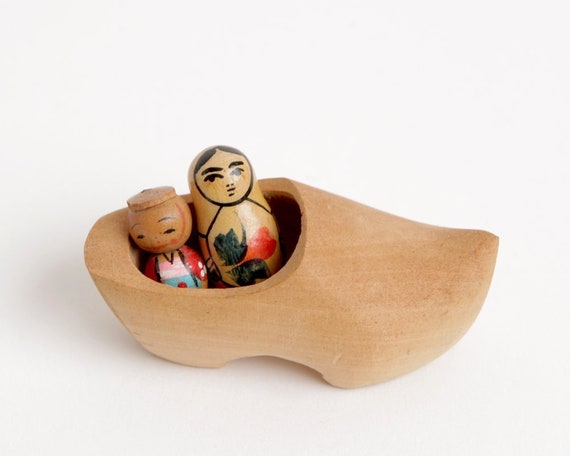 dutch nesting dolls