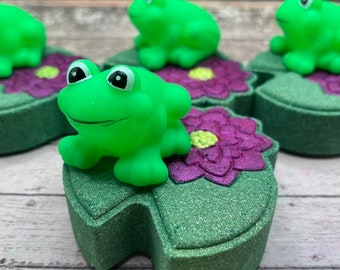 Frog Bath Bombs |Surprise Bath Bomb | Easter Gifts for Kids | Easter Basket Fillers | Kids Bath Bombs | Fun Bath Bombs |