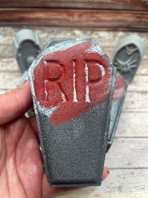 Coffin best sale bath bomb