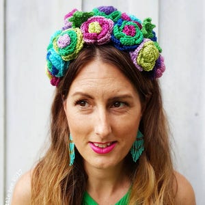 Frida Crown Crochet Pattern by The Little Bee image 4