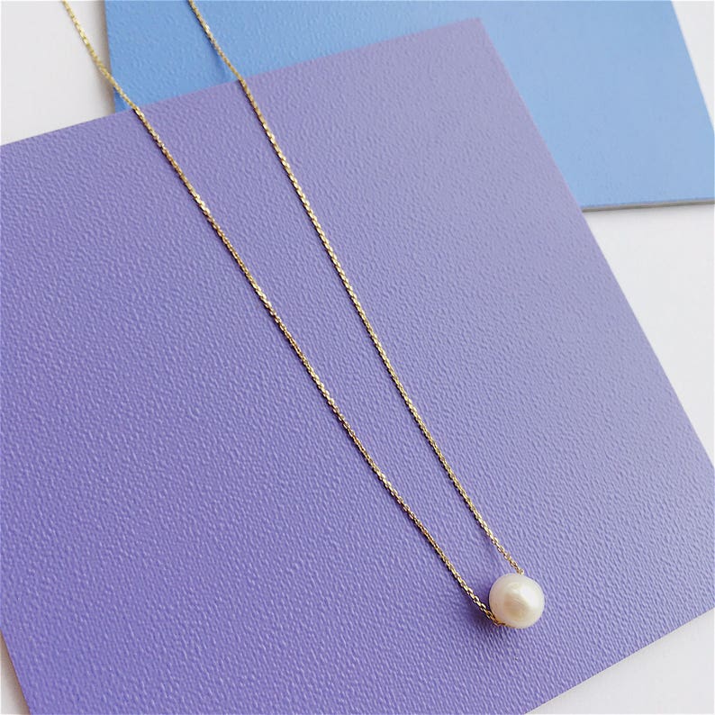 Dainty 9 carat gold floating pearl necklace, minimalistic gift for her, solid gold jewelry, freshwater pearl necklace, June birthstone gift image 6