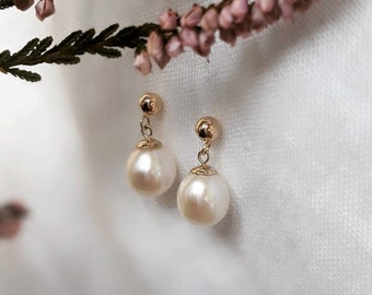 9 carat gold pearl drop earrings, genuine freshwater pearl jewellery, gifts for her, real gold earrings, pearl earrings, June birthstone