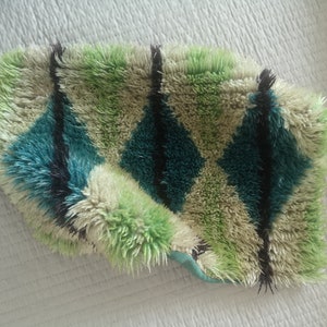 Vintage Rya Rug pillowcase Green  wool Mid-century Modern 1940&#39;s 50&#39;s Scandinavian retro home decor Eames Era Geometric pattern
