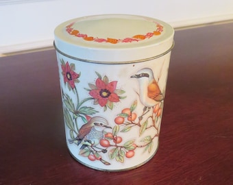 Retro Vintage Tin Flower Fruit and Bird Motif, Marked The Tin Box Company, Made in England, Designed by Daher Long Island City NY
