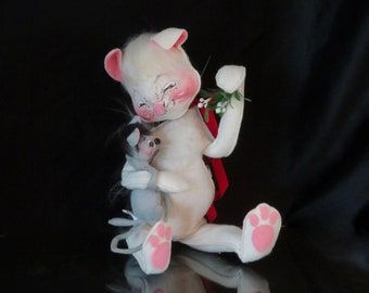 Large AnnaLee Anna Lee Mobilitie 1981 Hand Painted Posable Christmas Collectible White Cat Kitty w/Kitten & Mistletoe Plush Doll Stuffed