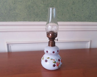 Vintage Antique Victorian Pink and White Cranberry Milk Glass  Oil Kerosene Gas Lamp with chimney