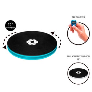 Op de afbeelding: Een zwarte en blauwe oefenschijf met een diameter van 30,5 cm met een wit bloemenontwerp. De schijf wordt gebruikt voor core-versterkende en evenwichtsoefeningen. Een kleine blauwe digitale teller is inbegrepen om herhalingen bij te houden.