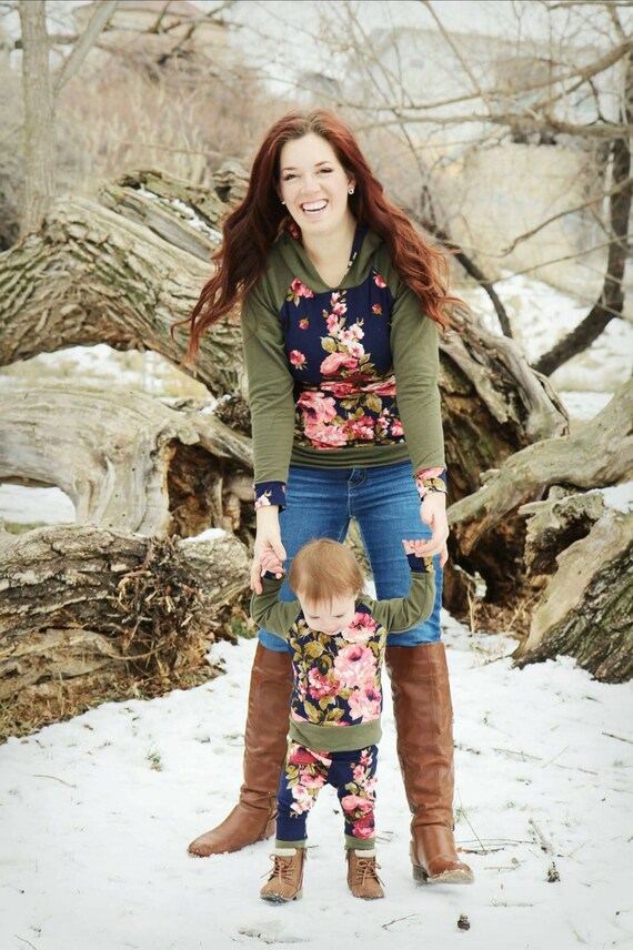 olive green hoodie outfit