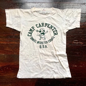 vintage 50s 1957 Champion running man BSA Boy Scouts Camp Carpenter Daniel Webster Council flocked fuzzy t-shirt white green tee 15x21.5