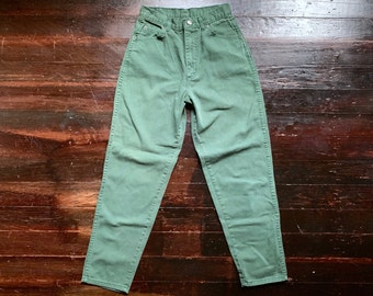 vintage 80s sanforized faded forest hunter green high waisted denim jeans made in USA 100% cotton distressed broken-in pants