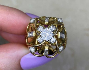 Vintage 0.50ct Round Brilliant Cut Diamond Ring, Circa 1970. Handcrafted Platinum on 18K Yellow Gold Ring.