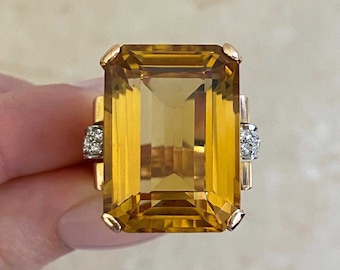 Vintage Retro 30.08ct Emerald Cut Citrine Ring, Circa 1940. Handcrafted in 18K Yellow Gold Ring.