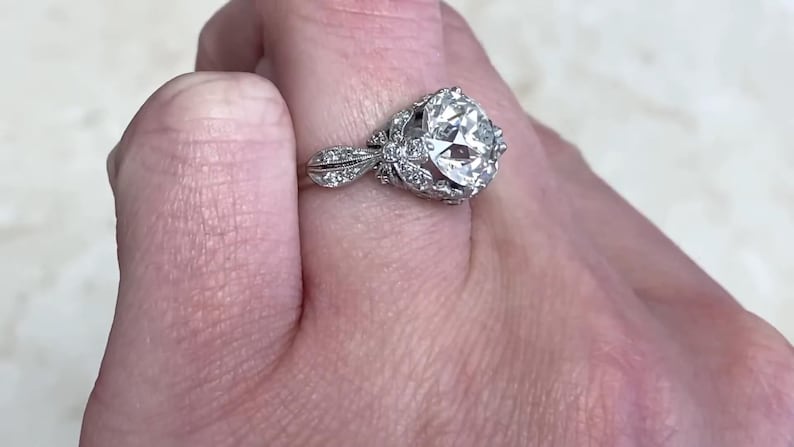 Center Diamond Ring