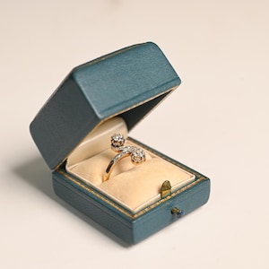 Antique Art Nouveau 0.40center-ct Old European. One Round Brilliant Cut Diamond Ring, Circa 1900. Handcrafted Platinum 18K Yellow Gold Ring.