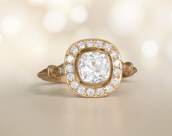 1.16ct Diamond Engagement Ring. Handcrafted on 18K Yellow Gold Ring.