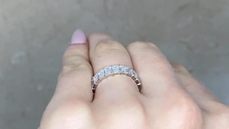 Emerald Cut Band