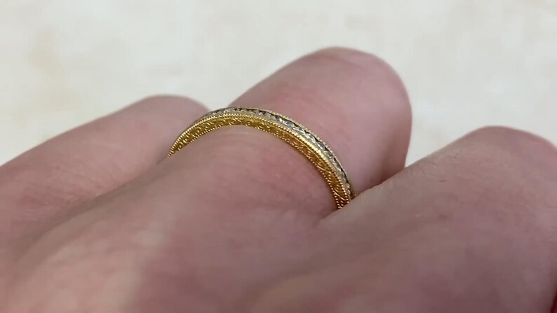 Round Brilliant Cut Wedding Band