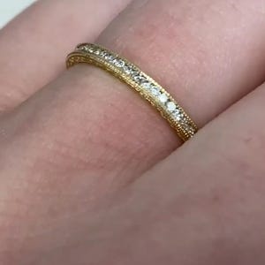 18K Yellow Gold Band