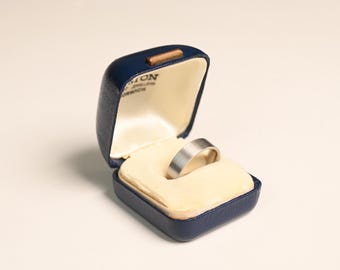 Vintage Men's Wedding Band. Platinum Pinehurst Wedding Band. This Features a Brushed Finish. Handcrafted Platinum Band.