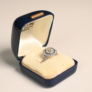 1.53ct GIA-zertifizierter Diamantring im Altschliff. Achteck-Form-Diamant-Ring-handgefertigte Platinring. K Farbe und VS1 Klarheit.
