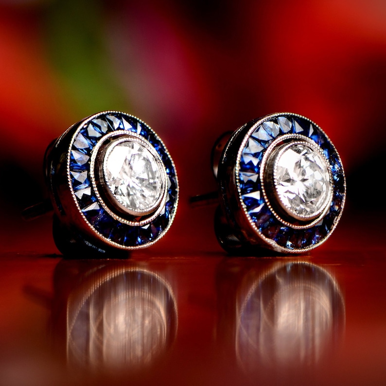 Sapphire Halo and Diamond Studs - Platinum hand-crafted - 1 Cara Sapphire Halo and Diamond Studs - Platinum hand-crafted - 1 Cara