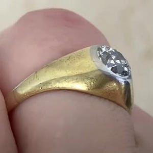 Antiker Edwardian Diamantring mit 0,75ct und Altschliff Diamant. Bezel Diamant Ring, Circa 1910. Handgefertigte 14K Gelbgold Platin Ring.