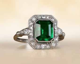 Echte Smaragde Ringe. 1.06ct Kolumbianischer Smaragd Ring mit Halo Diamant Akzent. Platin Ring.